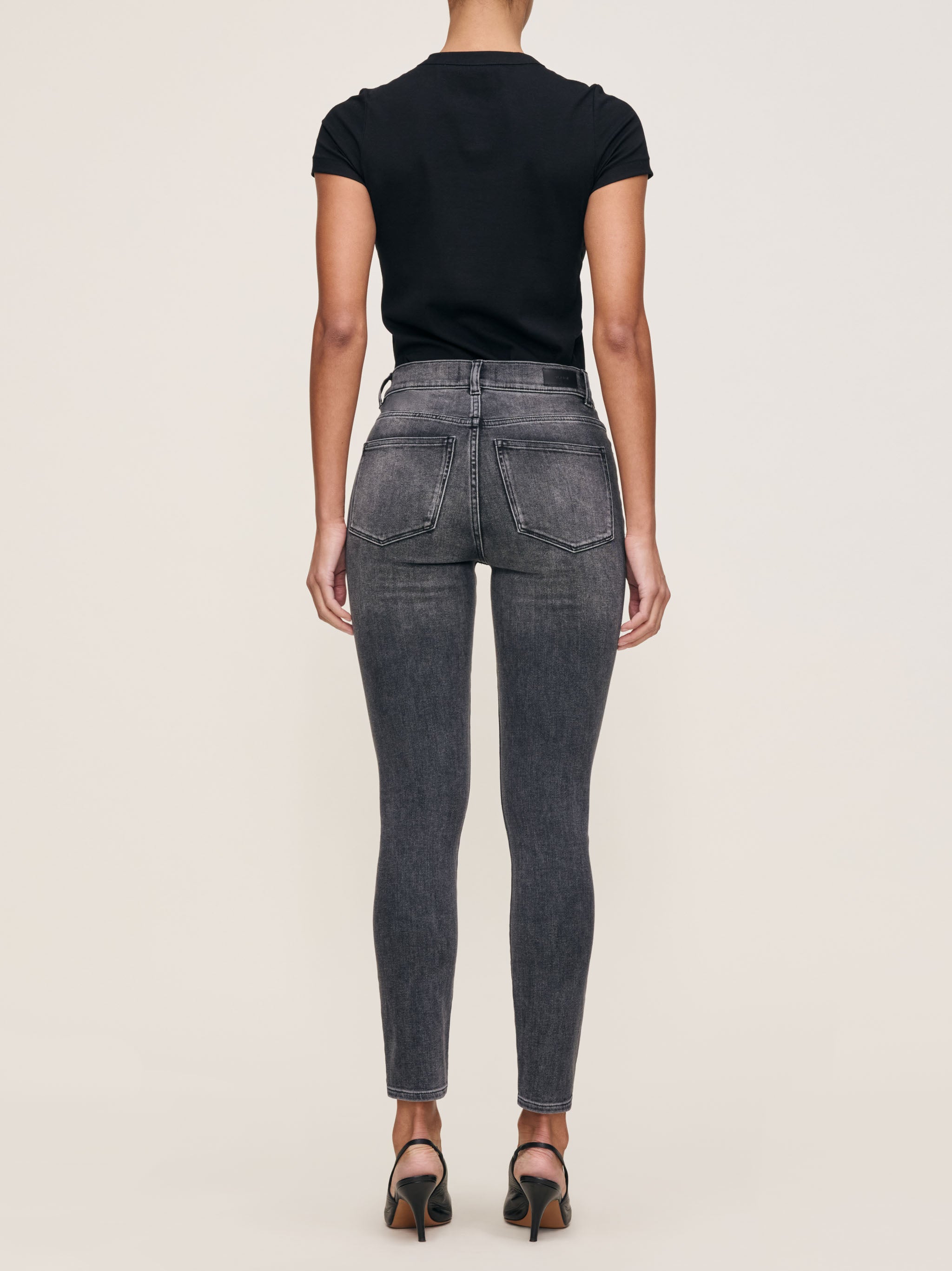 Shrunken Tee | Black