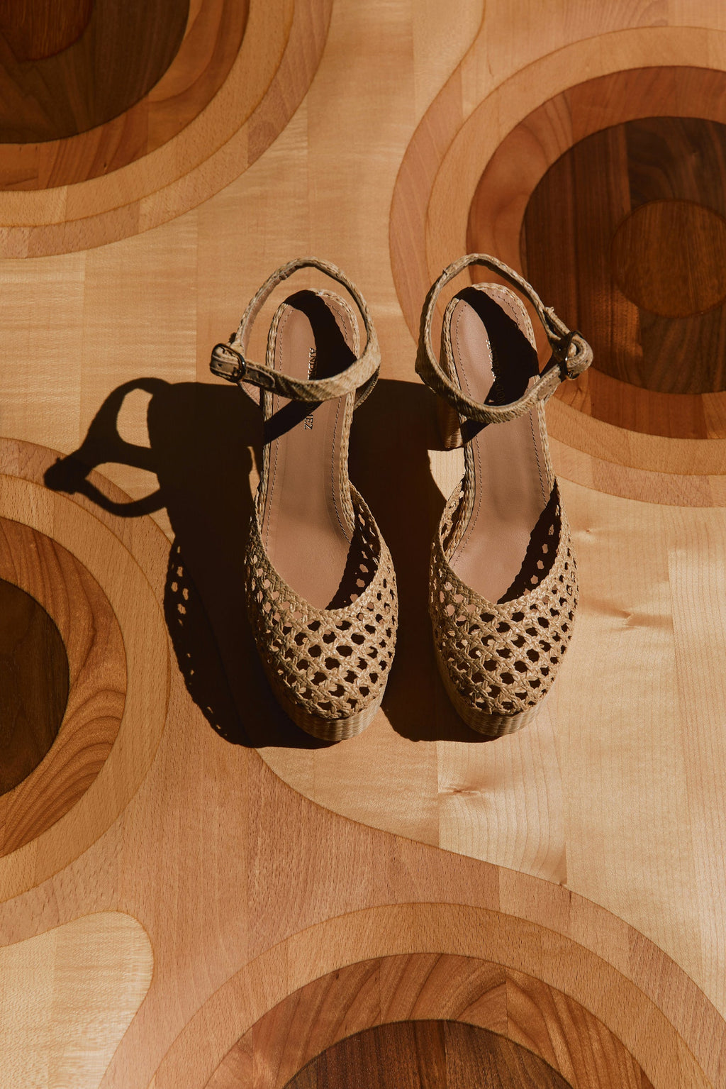 Beatriz Natural Raffia Platform