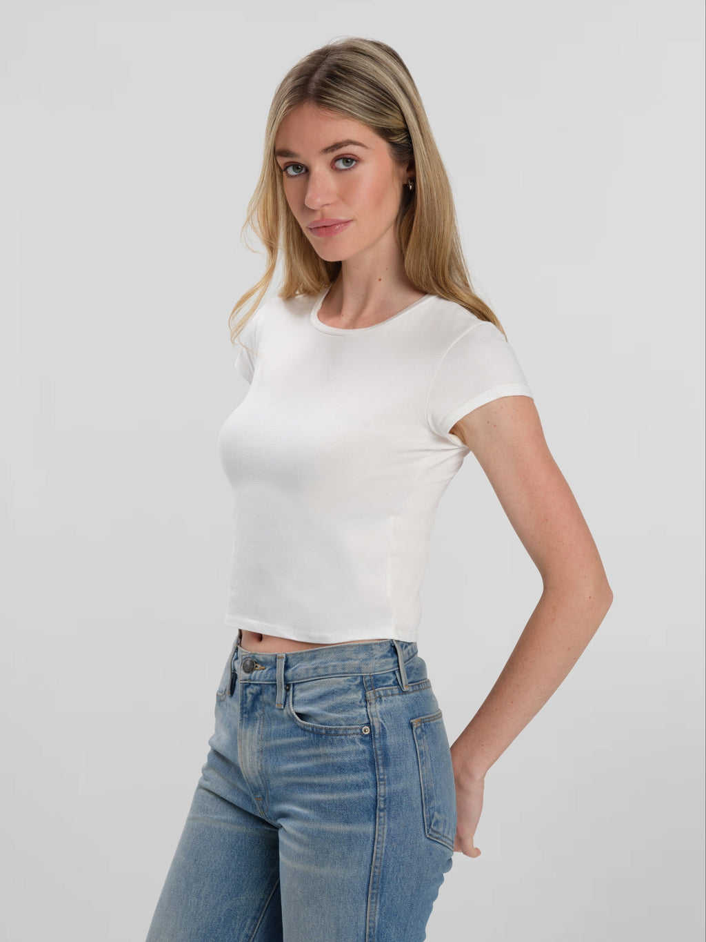 AMBER - WHITE
