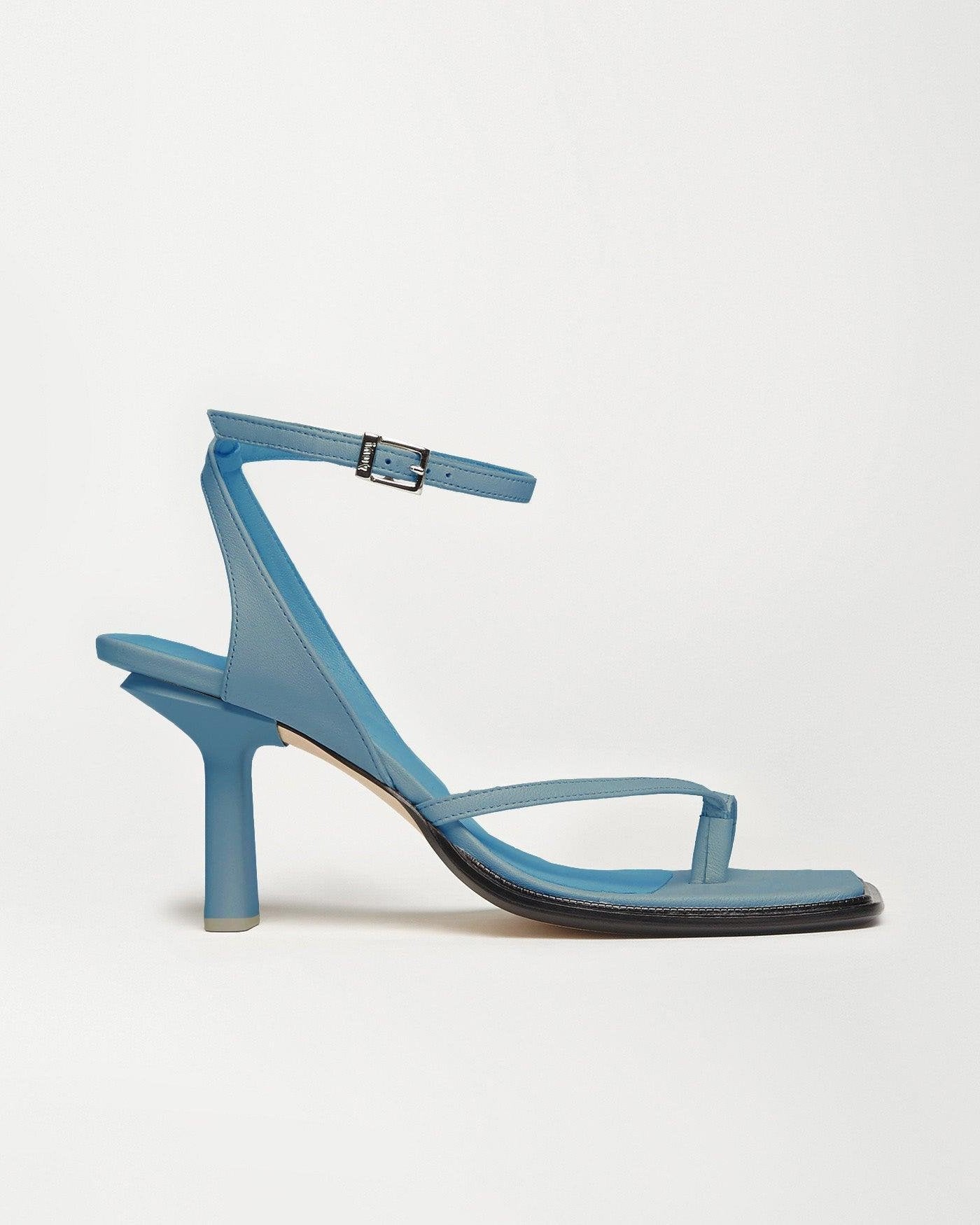 Castrise Mid-Heel Sandal in Bermuda