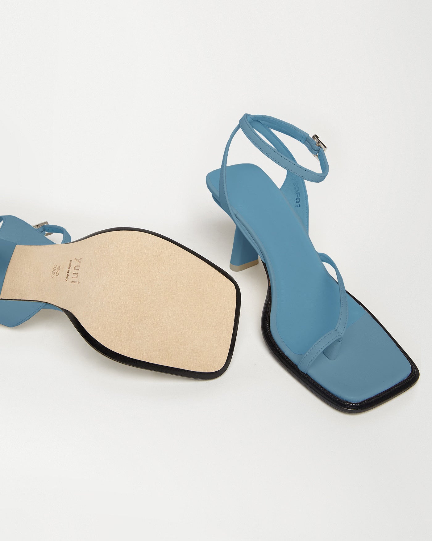 Castrise Mid-Heel Sandal in Bermuda