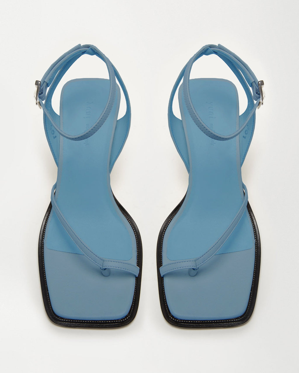 Castrise Mid-Heel Sandal in Bermuda