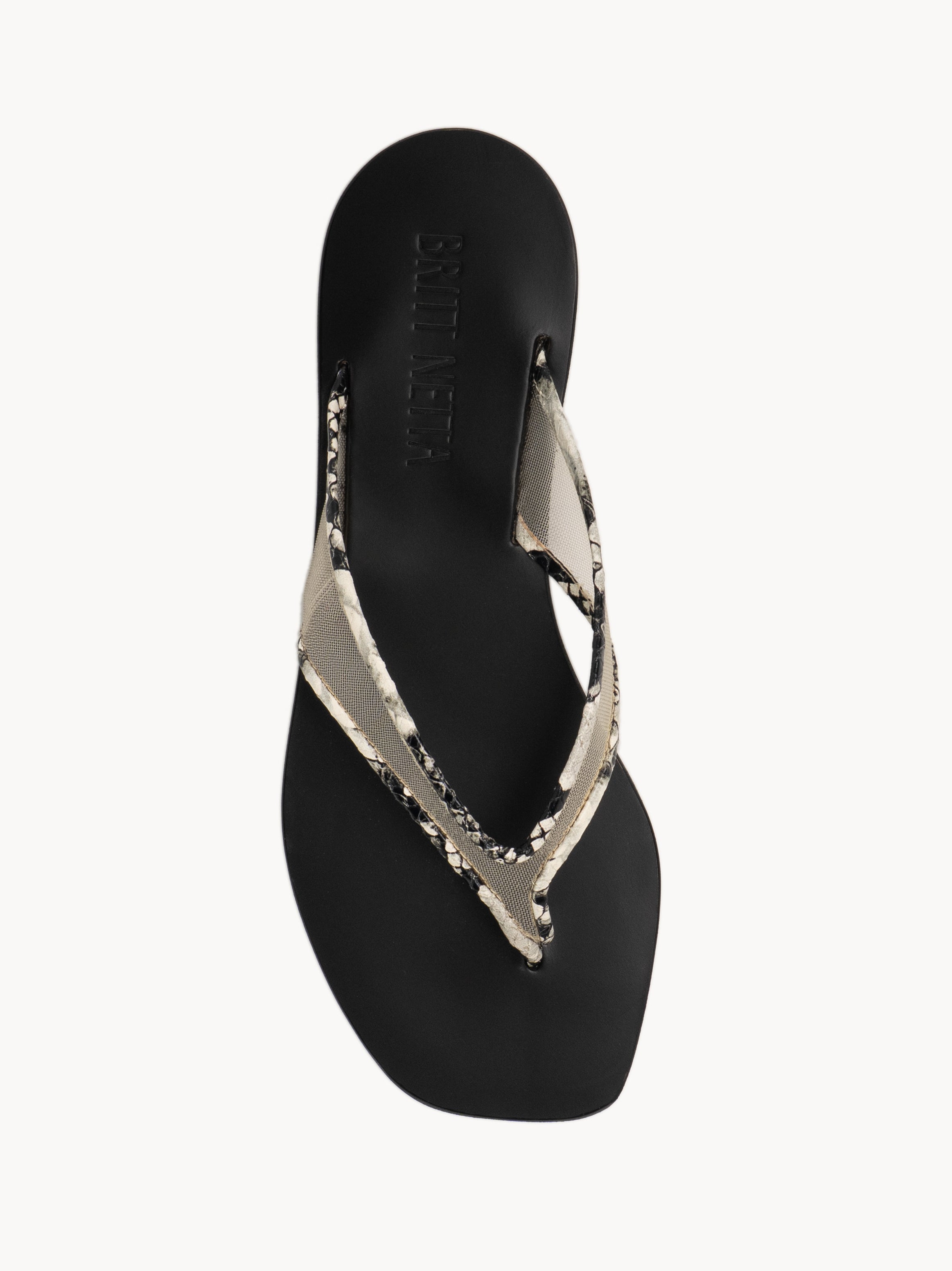 Seline Flat