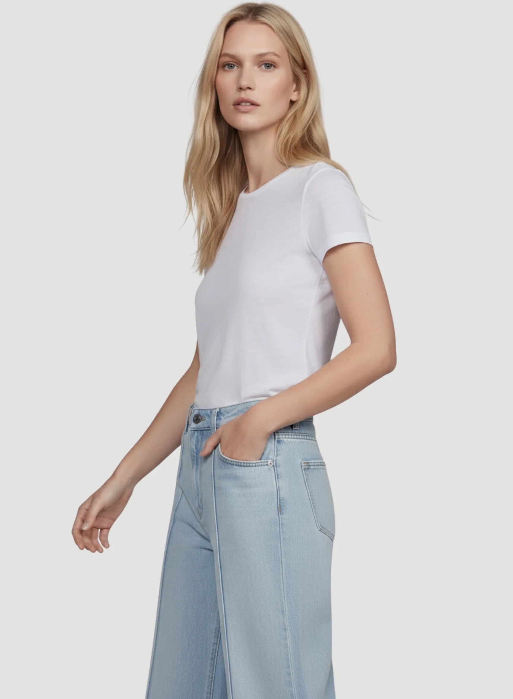 Stretch Linen Short Sleeve Crewneck T-Shirt