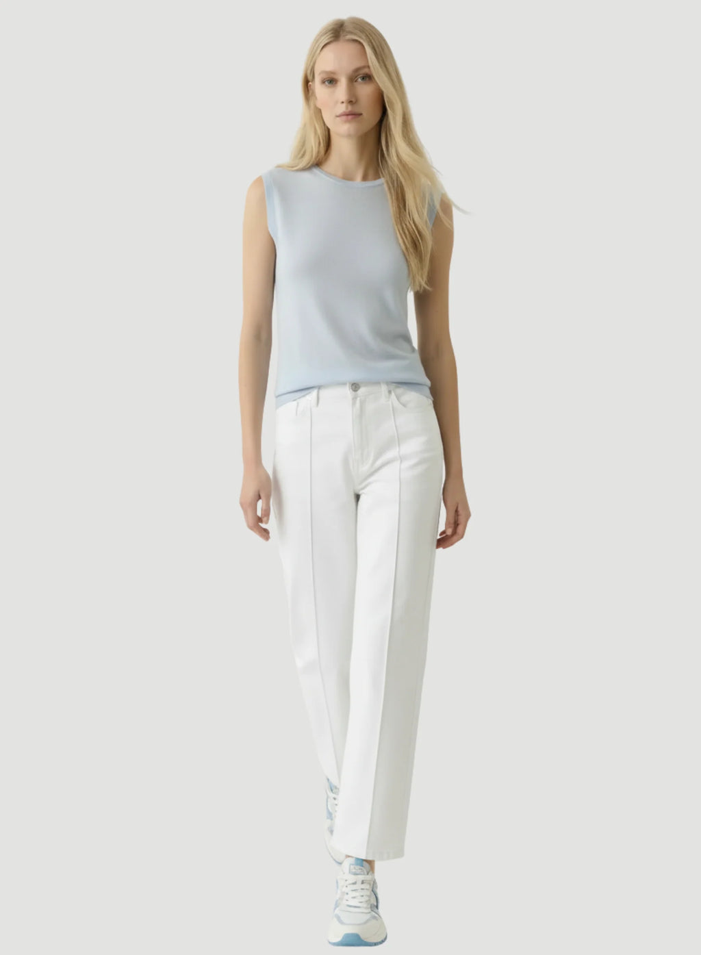 100% Machine Washable Cashmere Sleeveless Crewneck T-Shirt
