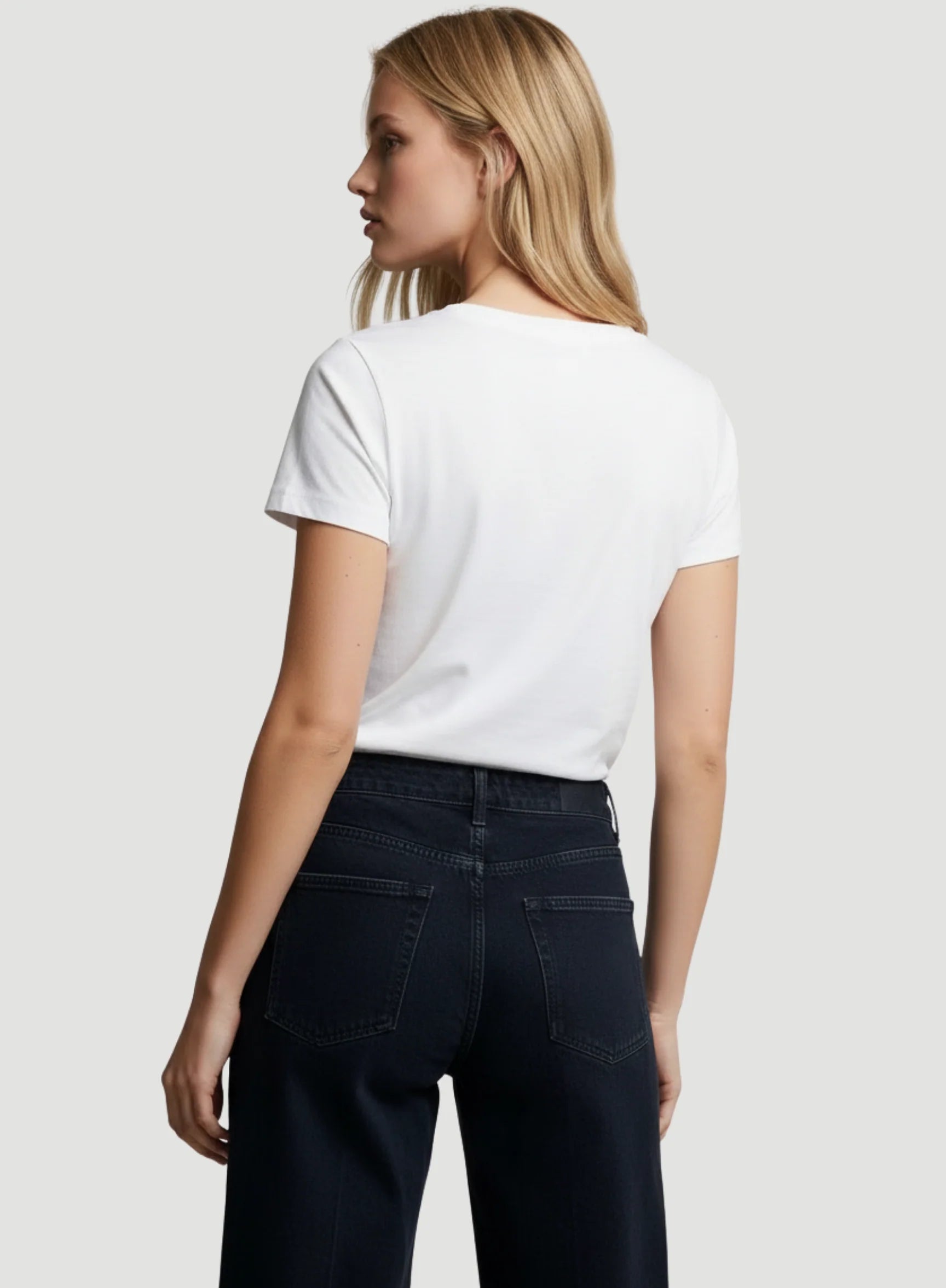 Lyocell Cotton Semi Relaxed Short Sleeve V-Neck T-Shirt