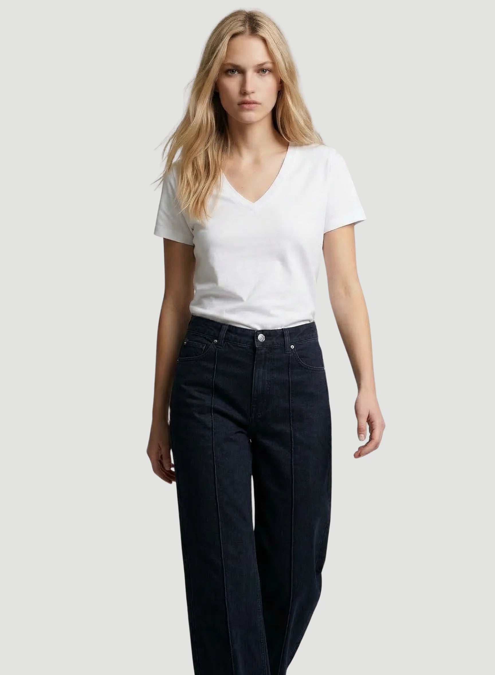 Lyocell Cotton Semi Relaxed Short Sleeve V-Neck T-Shirt