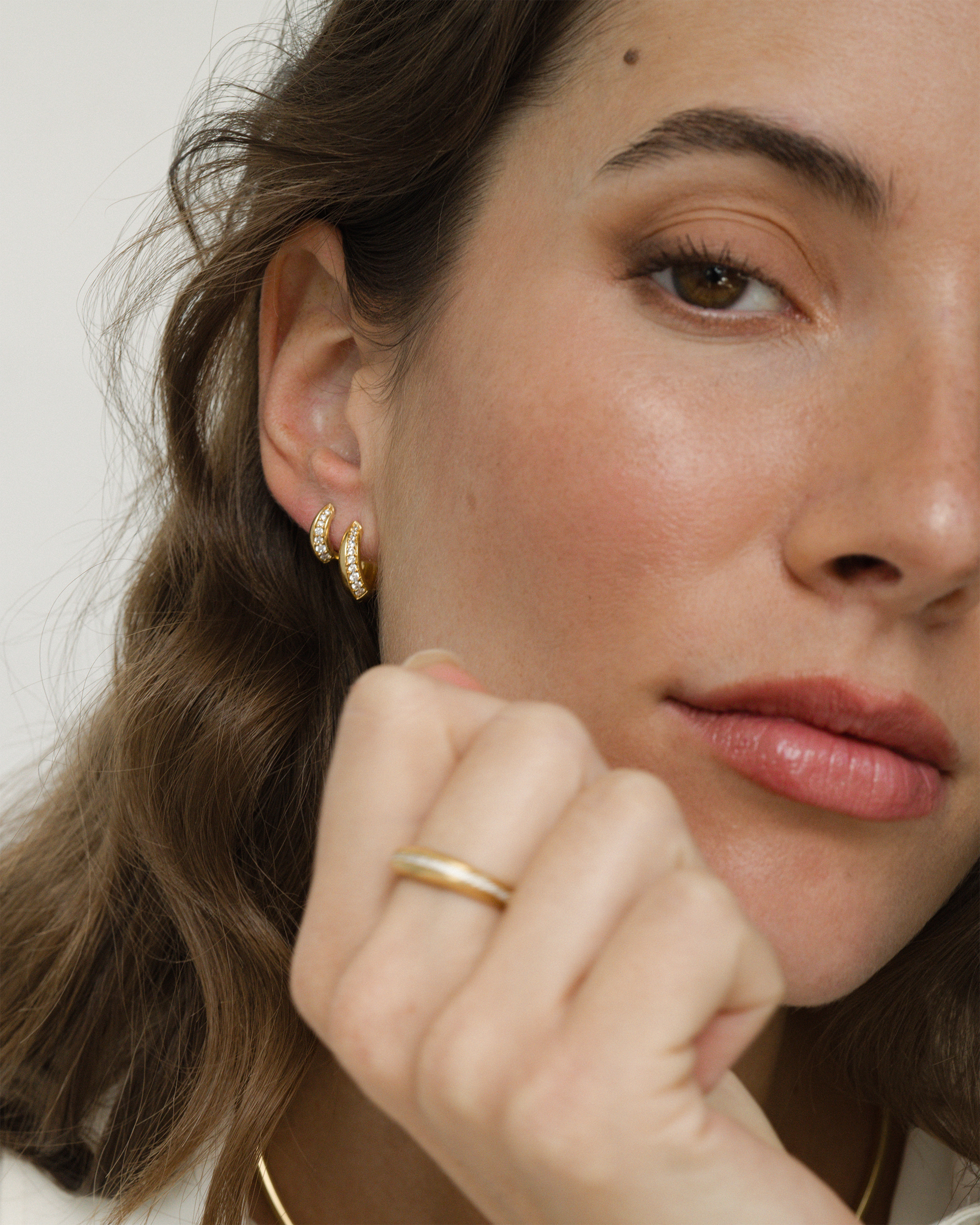 Grande Corey Pave Hoops
