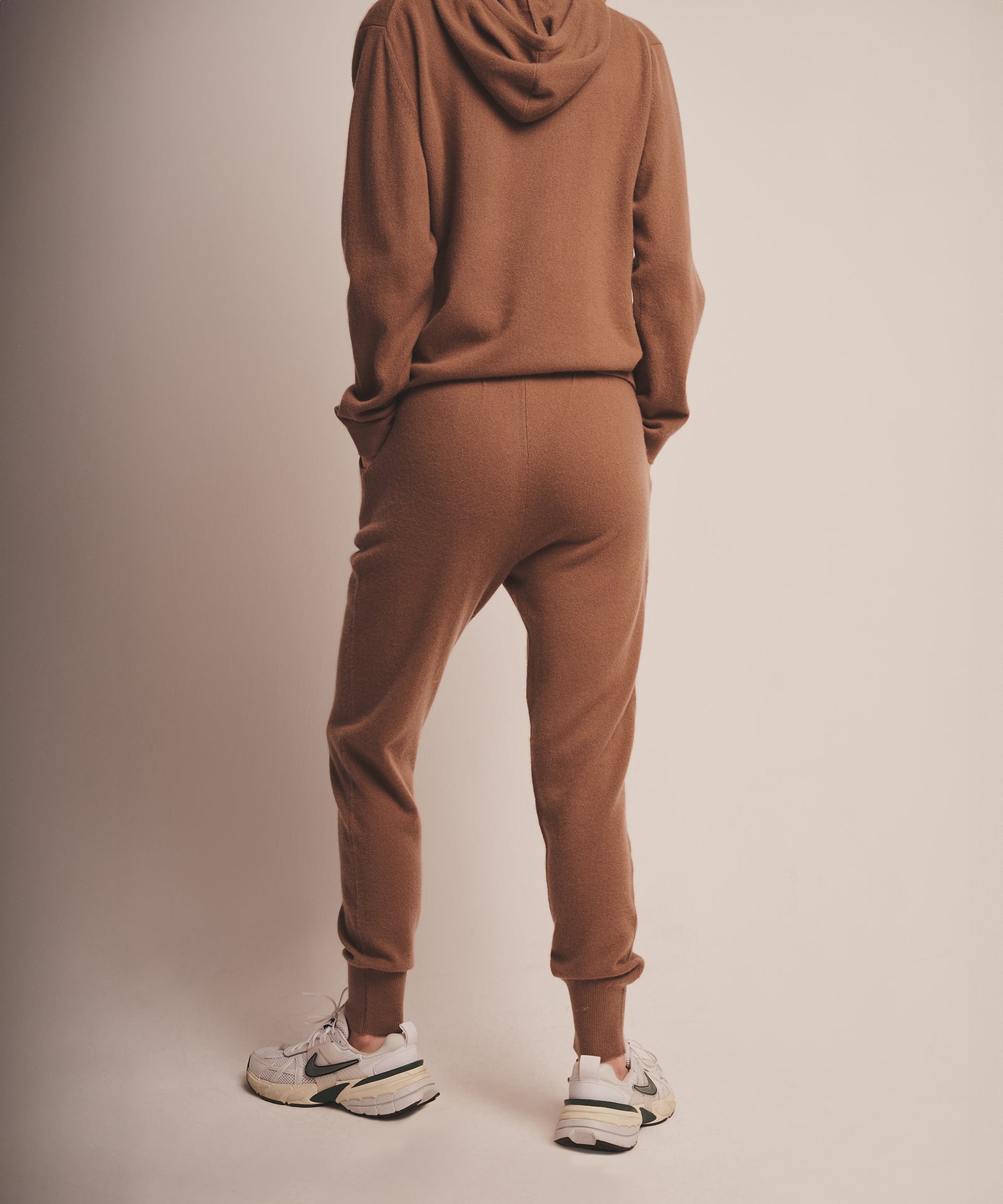 Signature Cashmere Jogger