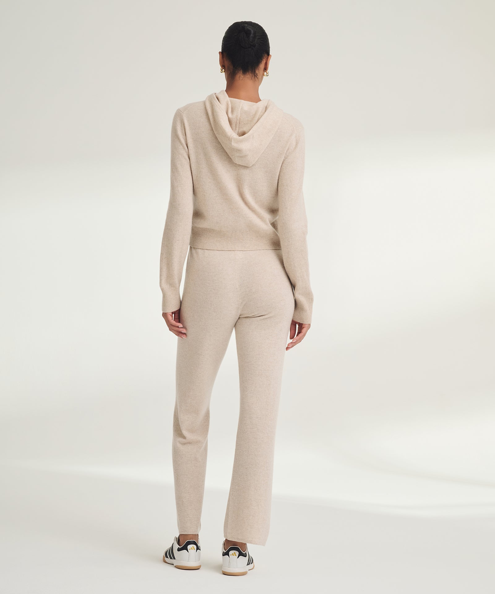 Signature Cashmere Straight Leg Pant