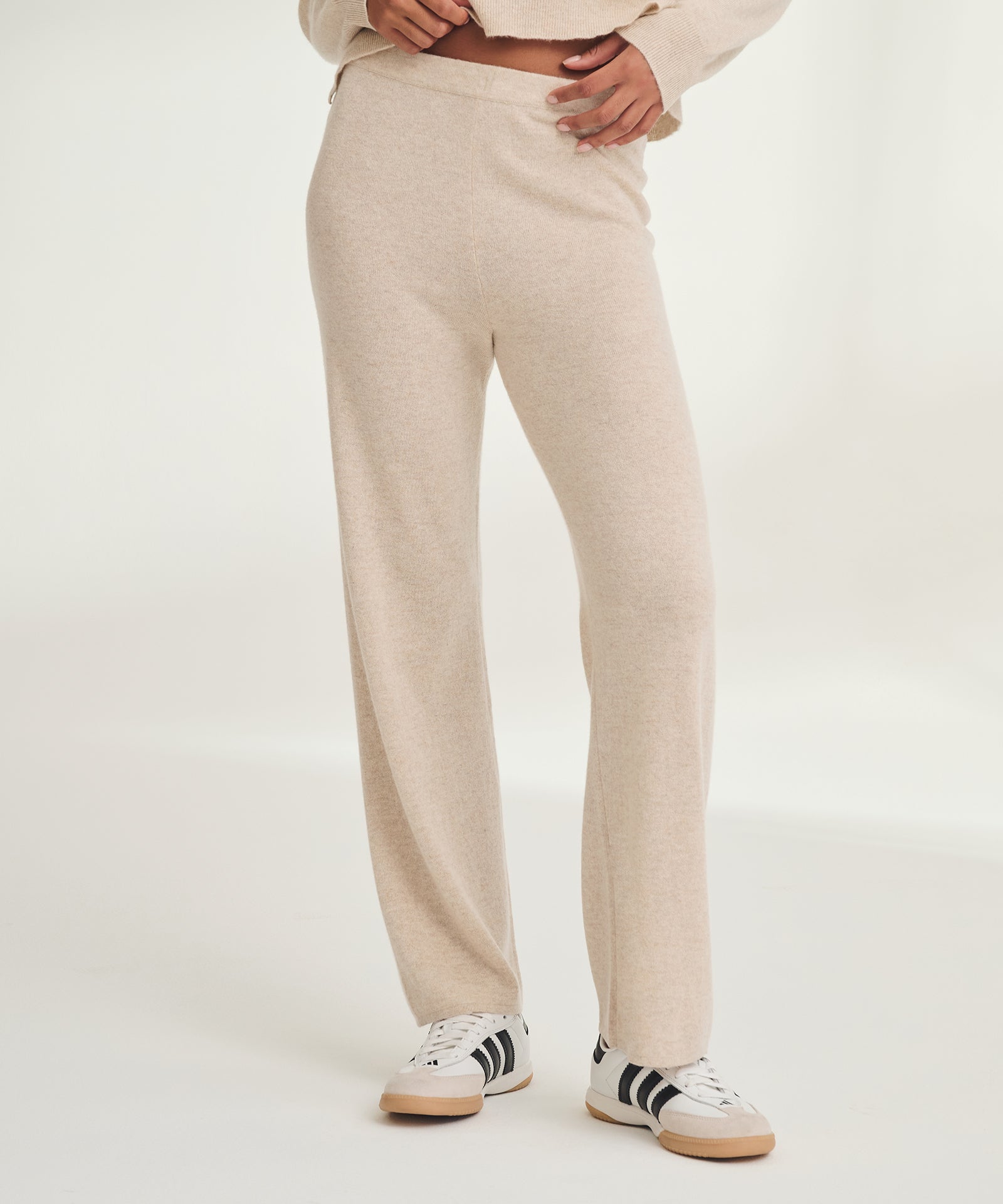 Signature Cashmere Straight Leg Pant
