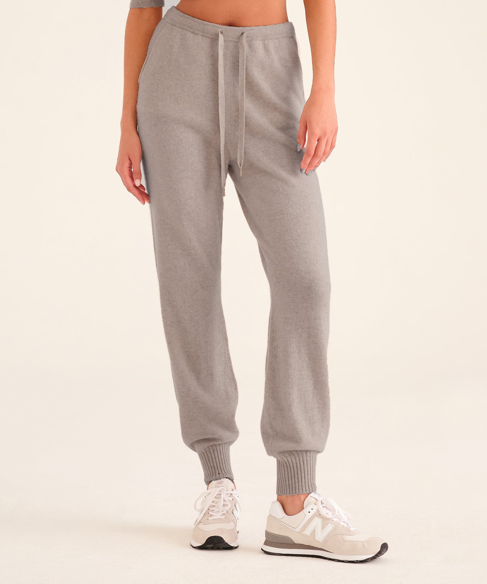Signature Cashmere Jogger