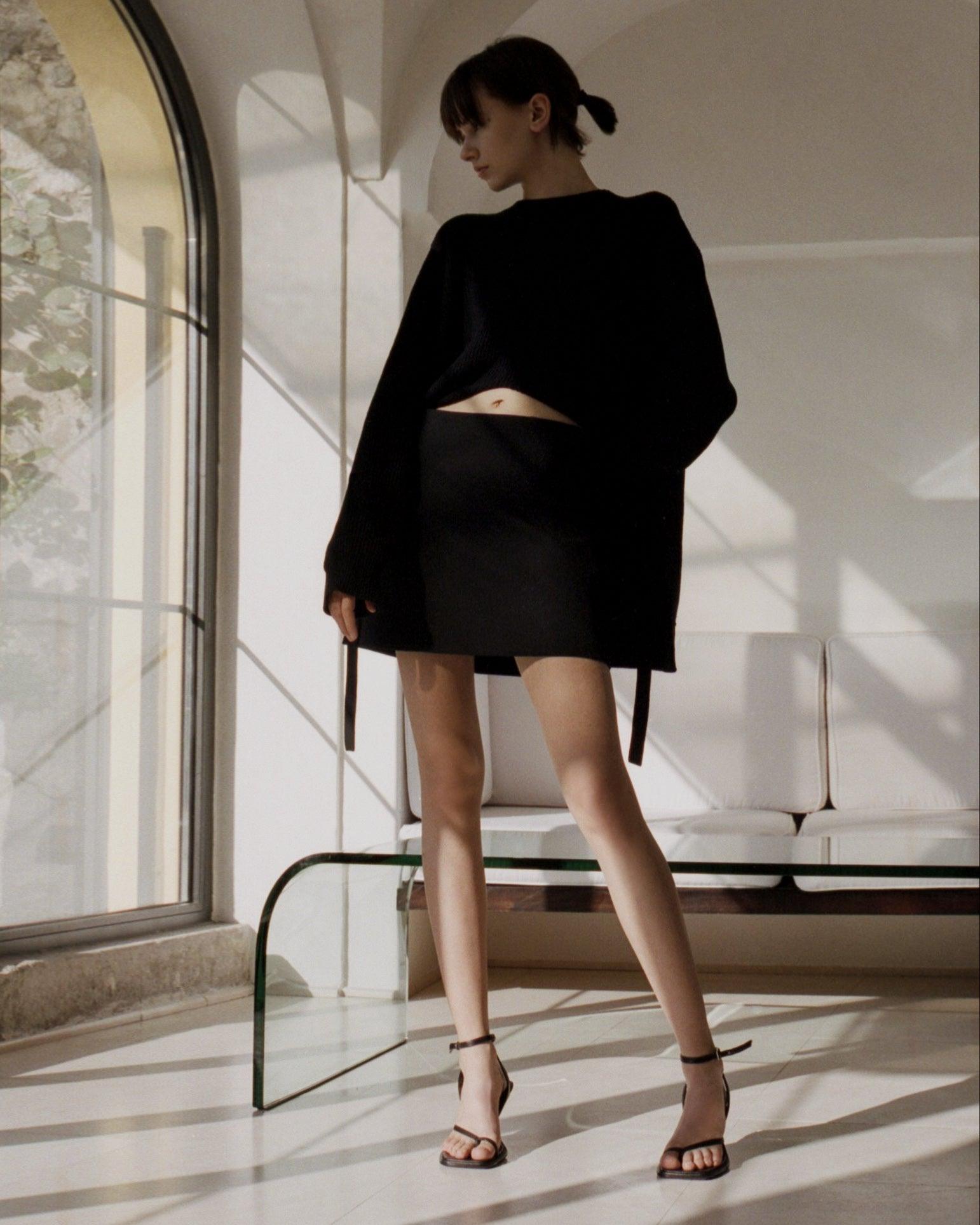 Castrise Mid-Heel Sandal in Black