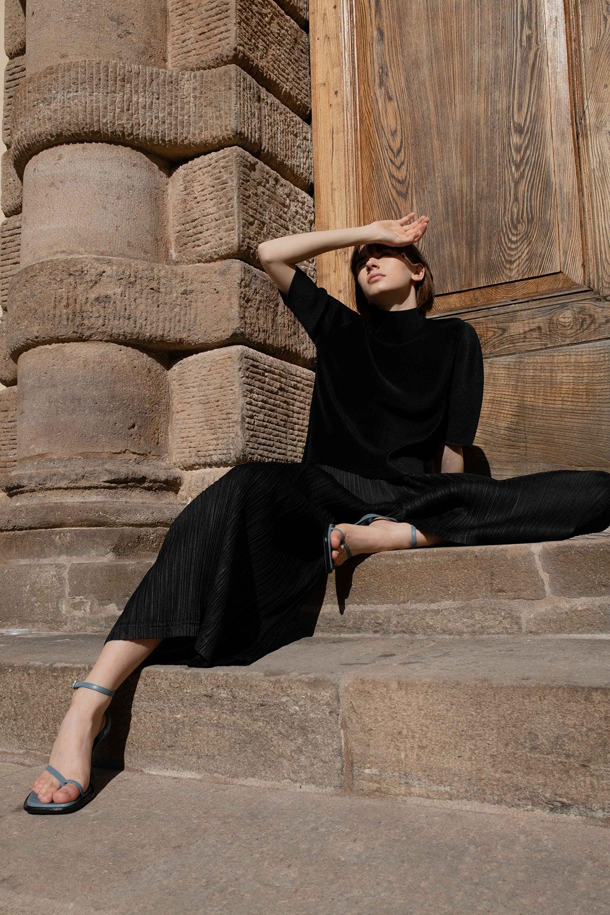 Castrise Mid-Heel Sandal in Bermuda